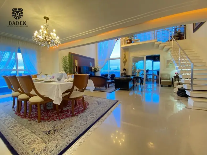 Foto 1 de Apartamento com 3 quartos à venda, 252m2 em Centro, Balneario Camboriu - SC