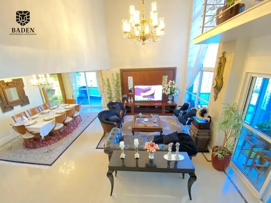 Foto 7 de Apartamento com 3 quartos à venda, 252m2 em Centro, Balneario Camboriu - SC