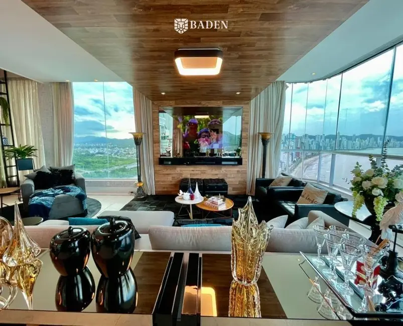 Foto 5 de Cobertura com 7 quartos à venda, 600m2 em Balneario Camboriu - SC
