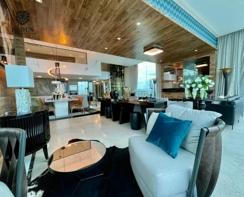 Cobertura com 7 quartos à venda, 600m2 em Balneario Camboriu - SC - imagem 4 Foto 4 de Cobertura com 7 quartos à venda, 600m2 em Balneario Camboriu - SC