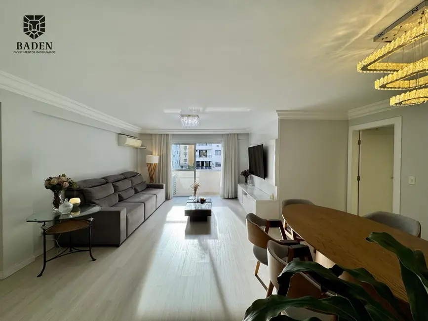 Foto 2 de Apartamento com 3 quartos à venda, 135m2 em Centro, Balneario Camboriu - SC