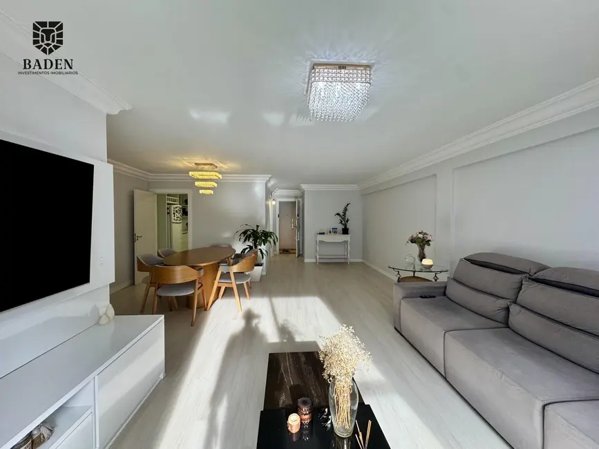 Foto 9 de Apartamento com 3 quartos à venda, 135m2 em Centro, Balneario Camboriu - SC