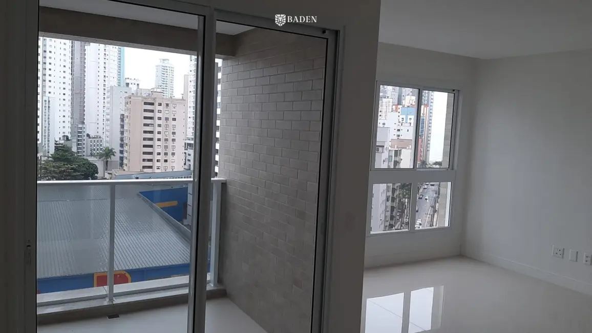 Foto 3 de Apartamento com 3 quartos à venda, 120m2 em Centro, Balneario Camboriu - SC