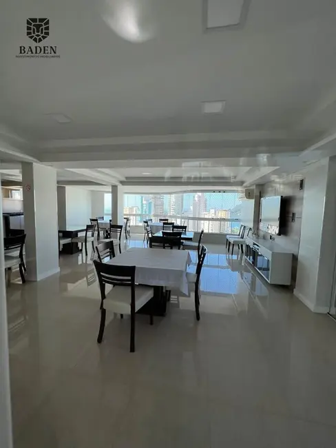 Apartamento com 3 quartos à venda, 180m2 em Balneario Camboriu - SC - imagem 2 Foto 2 de Apartamento com 3 quartos à venda, 180m2 em Balneario Camboriu - SC