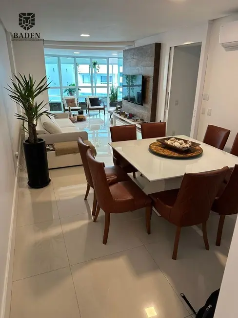 Apartamento com 3 quartos à venda, 272m2 em Centro, Balneario Camboriu - SC - imagem 5 Foto 5 de Apartamento com 3 quartos à venda, 272m2 em Centro, Balneario Camboriu - SC