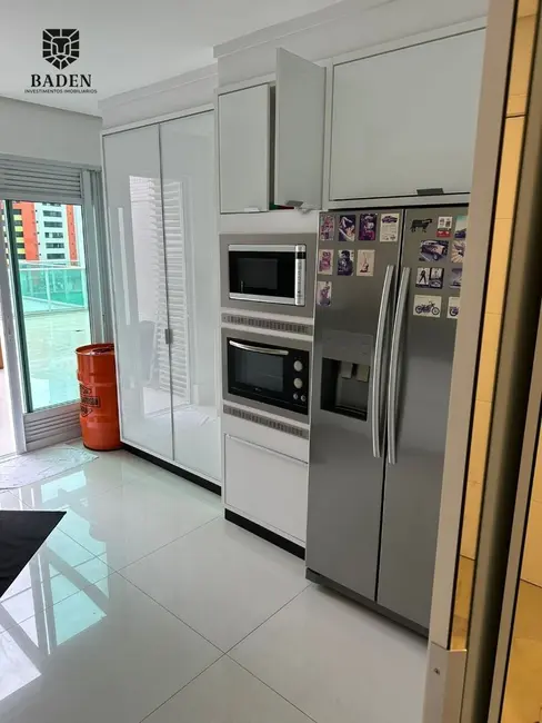 Apartamento com 3 quartos à venda, 272m2 em Centro, Balneario Camboriu - SC - imagem 7 Foto 7 de Apartamento com 3 quartos à venda, 272m2 em Centro, Balneario Camboriu - SC