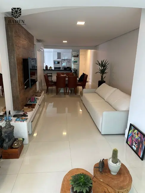 Apartamento com 3 quartos à venda, 272m2 em Centro, Balneario Camboriu - SC - imagem 6 Foto 6 de Apartamento com 3 quartos à venda, 272m2 em Centro, Balneario Camboriu - SC