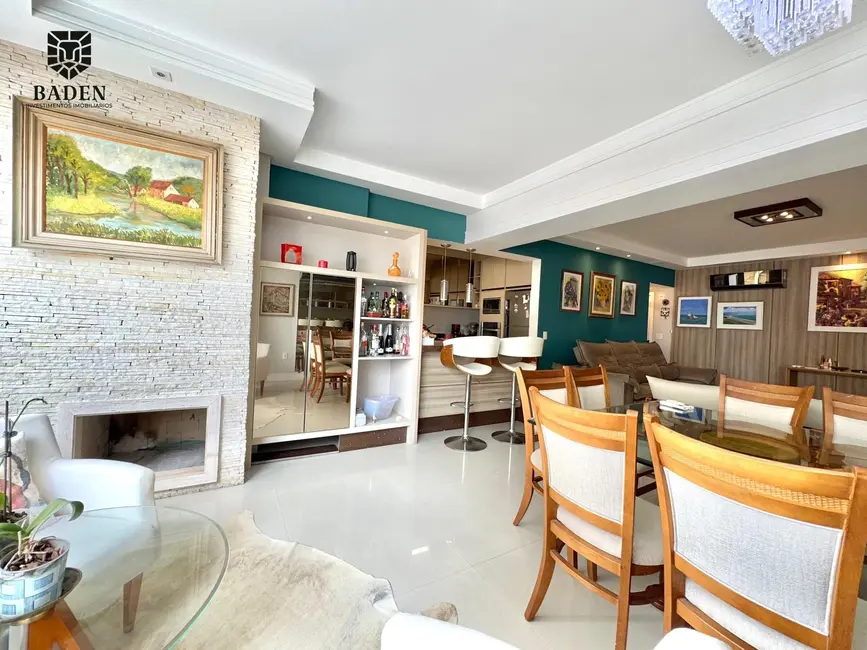 Apartamento com 3 quartos à venda, 450m2 em Balneario Camboriu - SC - imagem 5 Foto 5 de Apartamento com 3 quartos à venda, 450m2 em Balneario Camboriu - SC