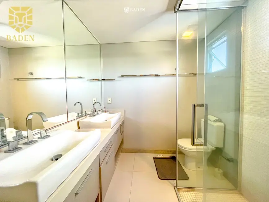 Foto 8 de Apartamento com 3 quartos à venda, 136m2 em Centro, Balneario Camboriu - SC