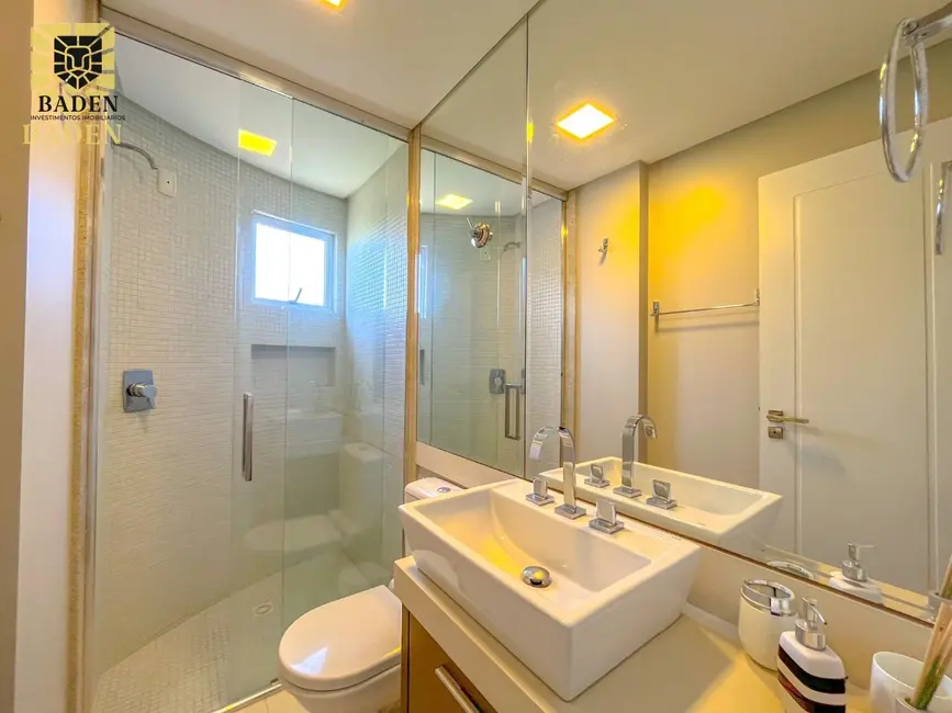 Foto 5 de Apartamento com 3 quartos à venda, 136m2 em Centro, Balneario Camboriu - SC