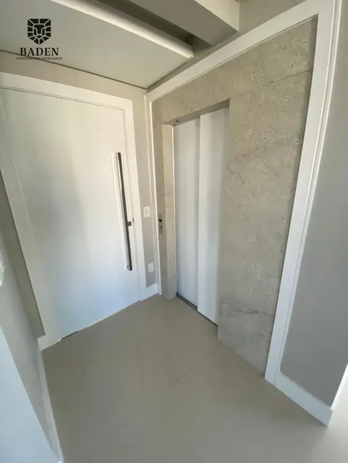 Foto 3 de Apartamento com 3 quartos à venda, 136m2 em Centro, Balneario Camboriu - SC