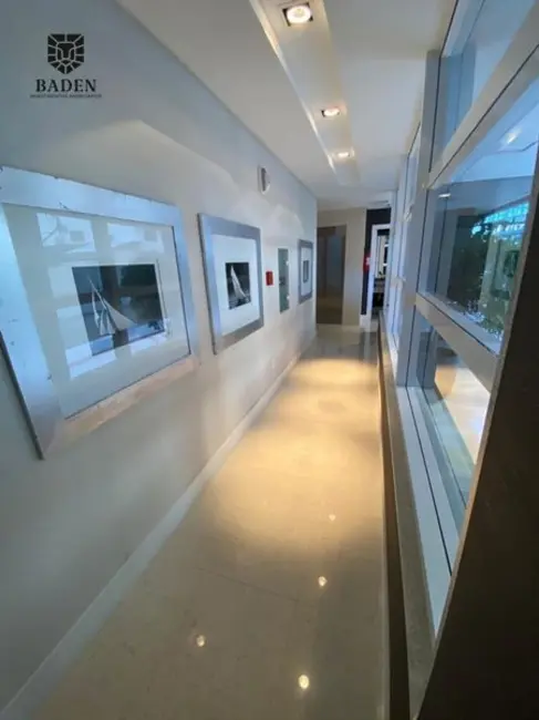 Foto 2 de Apartamento com 3 quartos à venda, 136m2 em Centro, Balneario Camboriu - SC