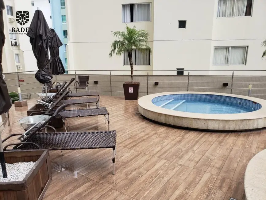 Apartamento com 3 quartos à venda, 131m2 em Centro, Balneario Camboriu - SC - imagem 9 Foto 9 de Apartamento com 3 quartos à venda, 131m2 em Centro, Balneario Camboriu - SC