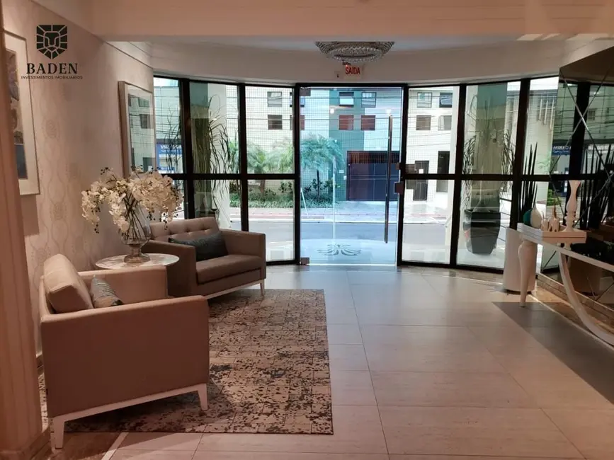 Apartamento com 3 quartos à venda, 131m2 em Centro, Balneario Camboriu - SC - imagem 3 Foto 3 de Apartamento com 3 quartos à venda, 131m2 em Centro, Balneario Camboriu - SC