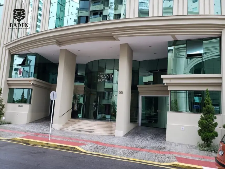 Apartamento com 3 quartos à venda, 131m2 em Centro, Balneario Camboriu - SC - imagem 1 Foto 1 de Apartamento com 3 quartos à venda, 131m2 em Centro, Balneario Camboriu - SC