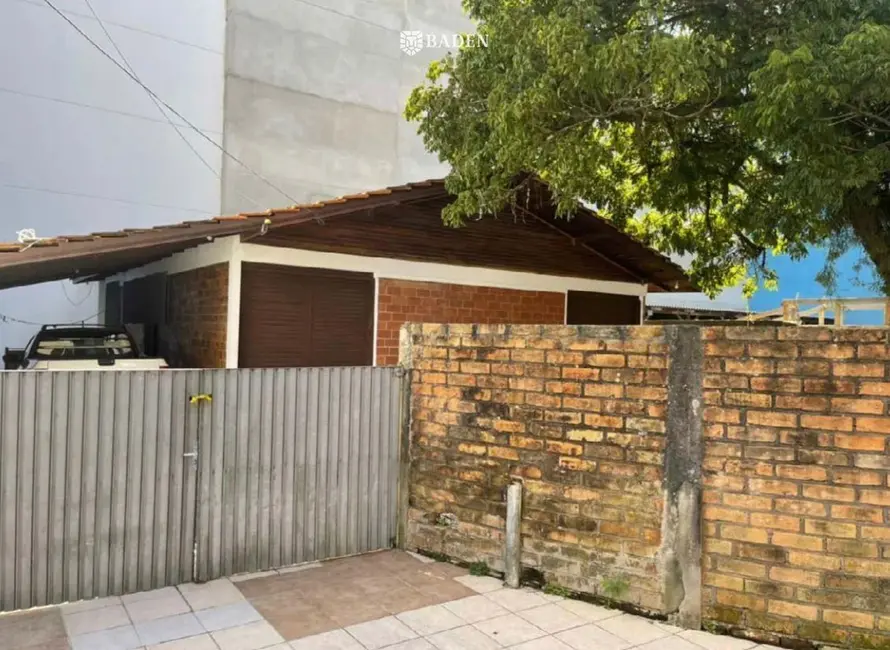 Foto 2 de Terreno / Lote à venda, 264m2 em Balneario Camboriu - SC