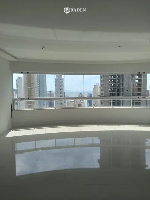 Foto 1 de Apartamento com 3 quartos à venda, 130m2 em Centro, Balneario Camboriu - SC