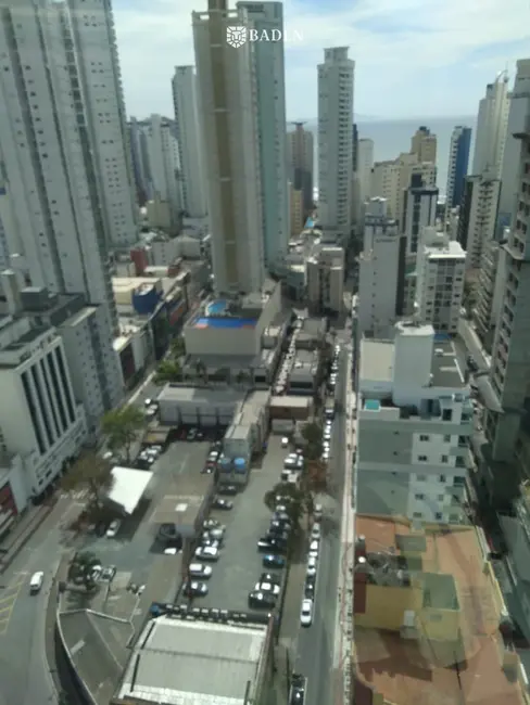 Foto 3 de Apartamento com 3 quartos à venda, 130m2 em Centro, Balneario Camboriu - SC