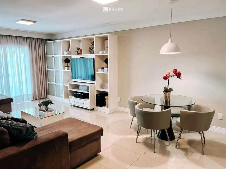 Foto 9 de Apartamento com 4 quartos à venda, 167m2 em Balneario Camboriu - SC