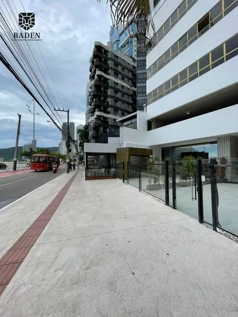 Foto 1 de Sala Comercial à venda, 275m2 em Balneario Camboriu - SC