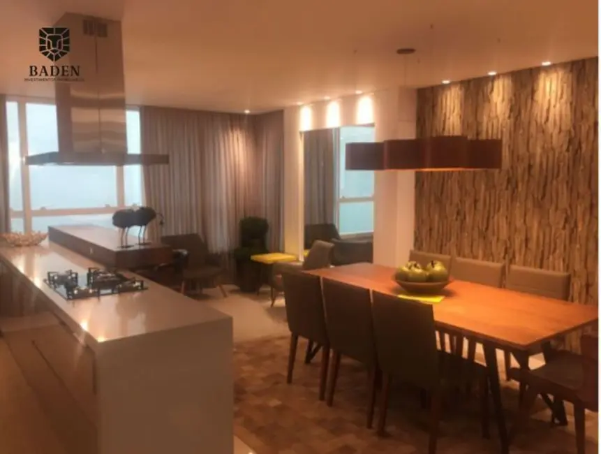 Apartamento com 4 quartos à venda, 151m2 em Centro, Balneario Camboriu - SC - imagem 9 Foto 9 de Apartamento com 4 quartos à venda, 151m2 em Centro, Balneario Camboriu - SC