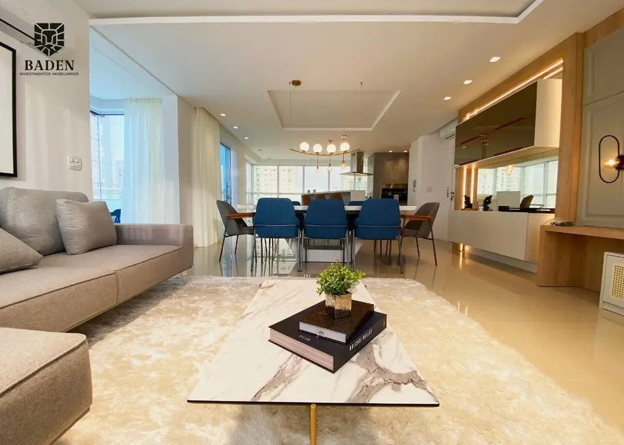 Foto 2 de Cobertura com 4 quartos à venda, 240m2 em Centro, Balneario Camboriu - SC