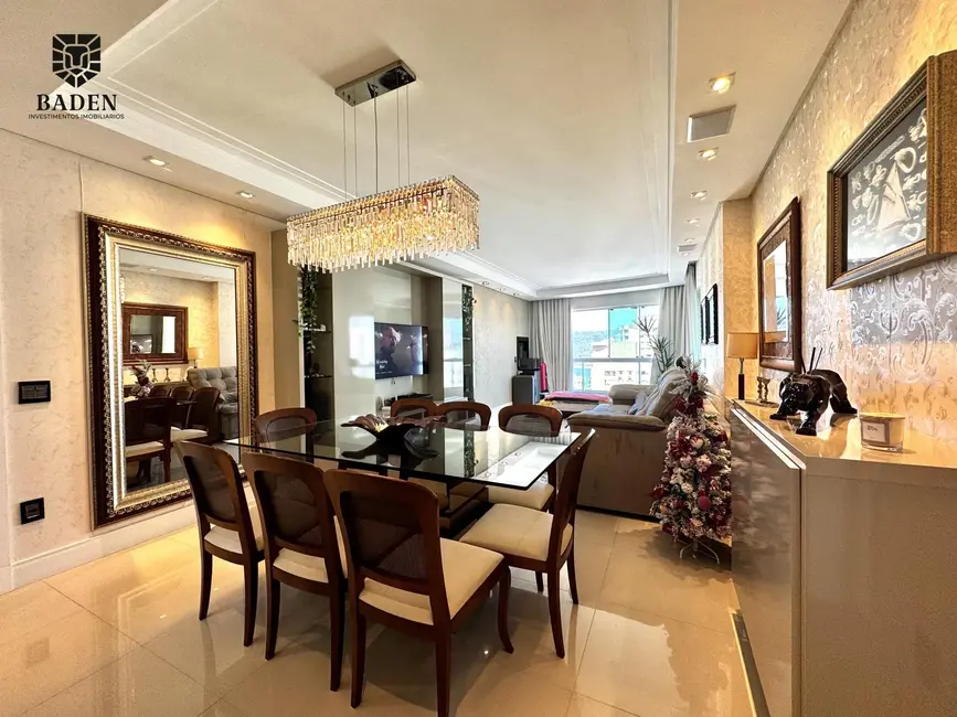 Foto 3 de Apartamento com 3 quartos à venda, 250m2 em Centro, Balneario Camboriu - SC