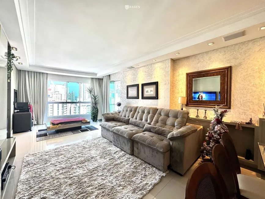 Foto 2 de Apartamento com 3 quartos à venda, 250m2 em Centro, Balneario Camboriu - SC