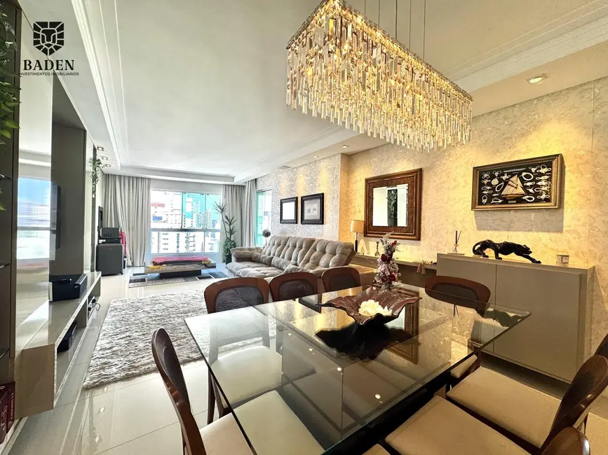 Foto 1 de Apartamento com 3 quartos à venda, 250m2 em Centro, Balneario Camboriu - SC