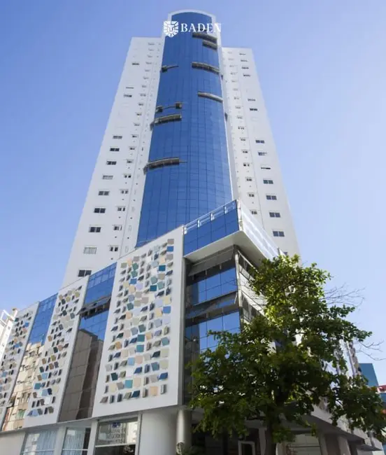 Apartamento com 3 quartos à venda, 132m2 em Centro, Balneario Camboriu - SC - imagem 1 Foto 1 de Apartamento com 3 quartos à venda, 132m2 em Centro, Balneario Camboriu - SC