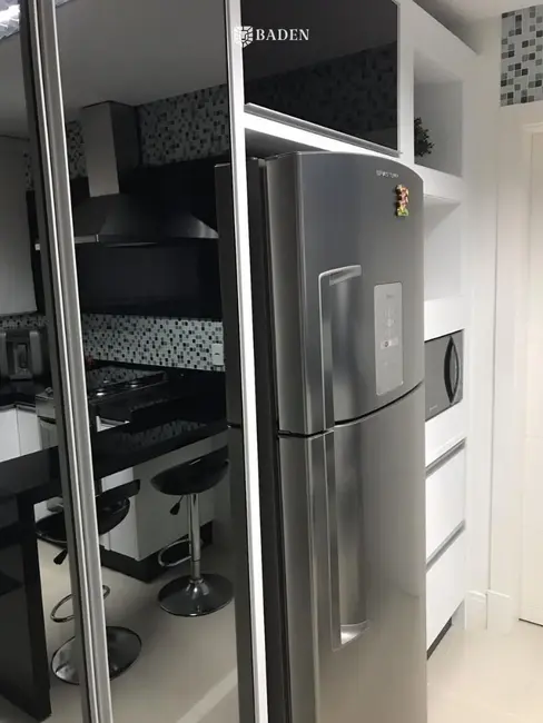Apartamento com 3 quartos à venda, 132m2 em Centro, Balneario Camboriu - SC - imagem 6 Foto 6 de Apartamento com 3 quartos à venda, 132m2 em Centro, Balneario Camboriu - SC