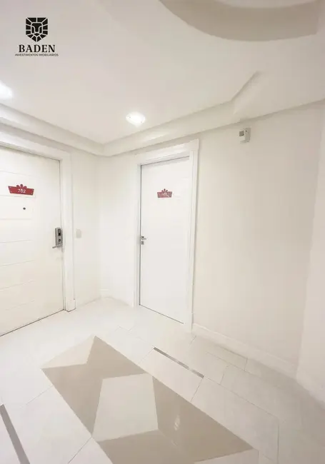 Apartamento com 3 quartos à venda, 278m2 em Centro, Balneario Camboriu - SC - imagem 3 Foto 3 de Apartamento com 3 quartos à venda, 278m2 em Centro, Balneario Camboriu - SC