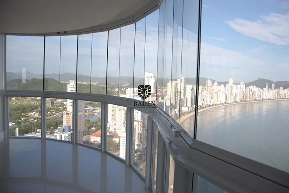 Foto 1 de Cobertura com 7 quartos à venda, 490m2 em Balneario Camboriu - SC
