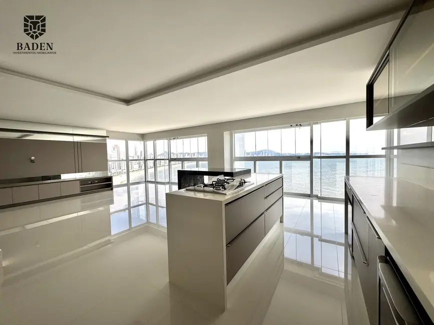 Apartamento com 4 quartos à venda, 237m2 em Balneario Camboriu - SC - imagem 5 Foto 5 de Apartamento com 4 quartos à venda, 237m2 em Balneario Camboriu - SC