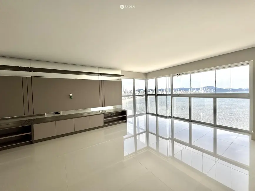 Foto 4 de Apartamento com 4 quartos à venda, 237m2 em Balneario Camboriu - SC
