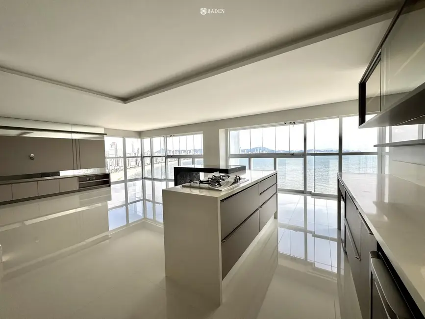 Foto 5 de Apartamento com 4 quartos à venda, 237m2 em Balneario Camboriu - SC