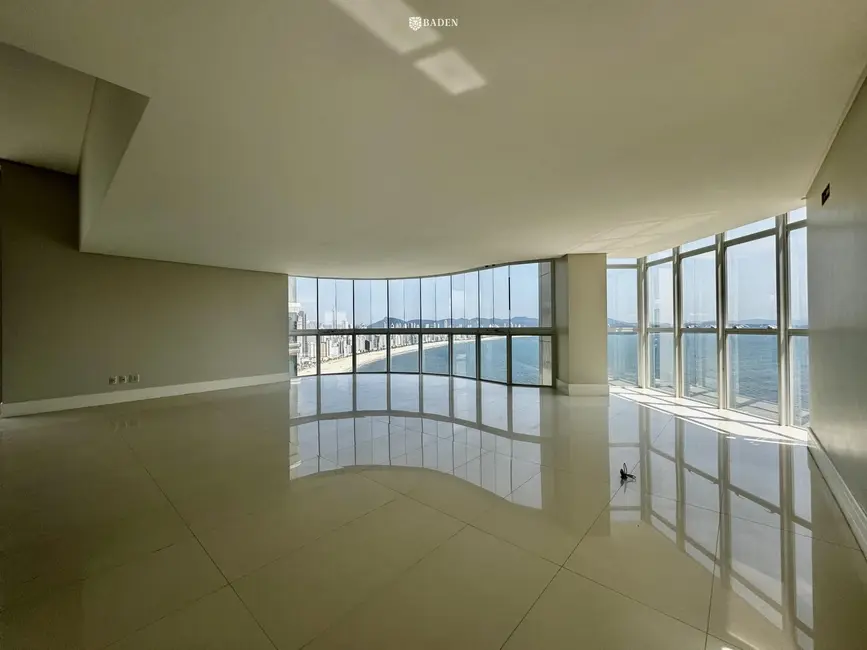 Foto 4 de Cobertura com 6 quartos à venda, 490m2 em Balneario Camboriu - SC