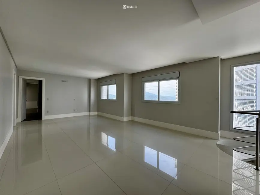 Foto 8 de Cobertura com 6 quartos à venda, 490m2 em Balneario Camboriu - SC