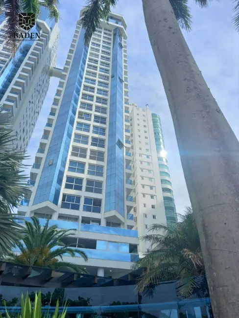 Foto 1 de Apartamento com 4 quartos à venda, 202m2 em Balneario Camboriu - SC