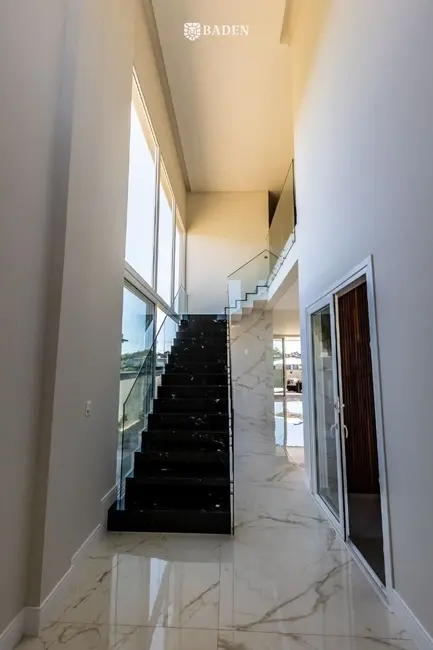 Foto 5 de Casa com 4 quartos à venda, 430m2 em Balneario Camboriu - SC