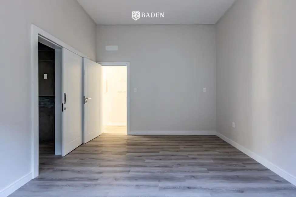 Foto 7 de Casa com 4 quartos à venda, 430m2 em Balneario Camboriu - SC