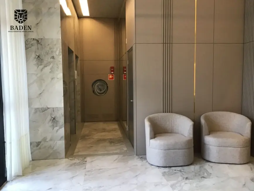 Apartamento com 4 quartos à venda, 137m2 em Pioneiros, Balneario Camboriu - SC - imagem 4 Foto 4 de Apartamento com 4 quartos à venda, 137m2 em Pioneiros, Balneario Camboriu - SC