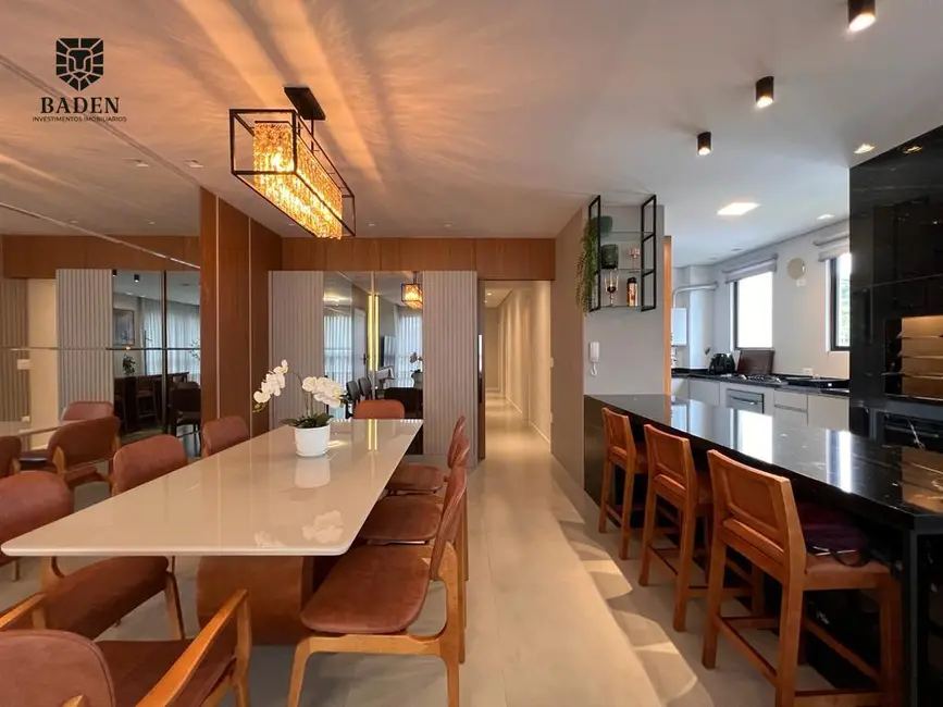 Foto 5 de Apartamento com 4 quartos à venda, 137m2 em Pioneiros, Balneario Camboriu - SC