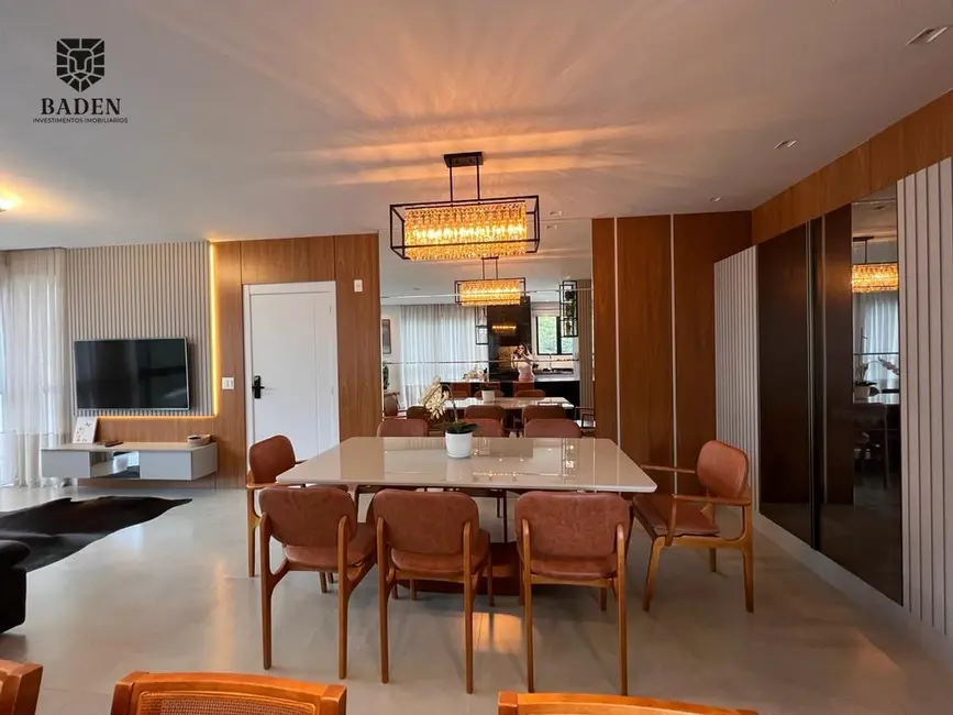 Foto 4 de Apartamento com 4 quartos à venda, 137m2 em Pioneiros, Balneario Camboriu - SC