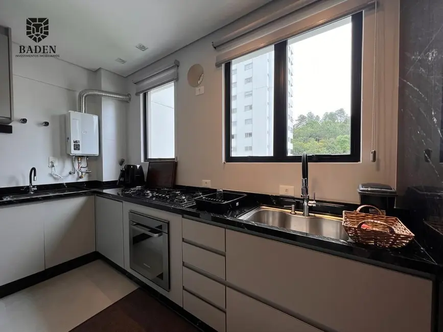 Foto 6 de Apartamento com 4 quartos à venda, 137m2 em Pioneiros, Balneario Camboriu - SC