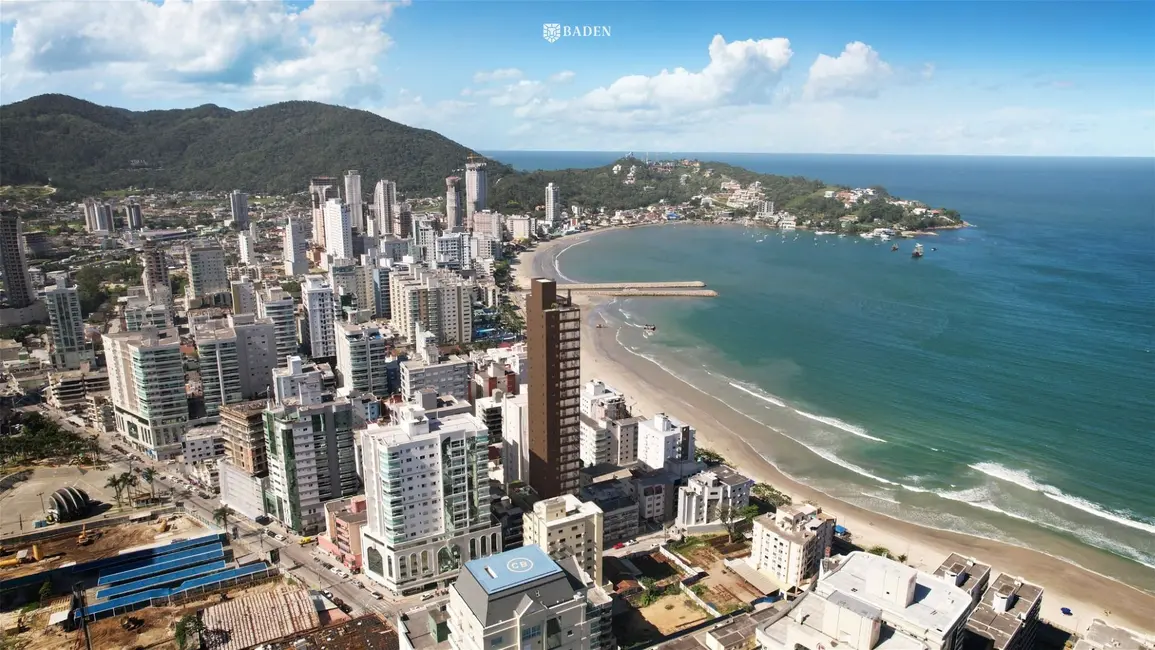 Foto 3 de Apartamento com 3 quartos à venda, 150m2 em Meia Praia, Itapema - SC