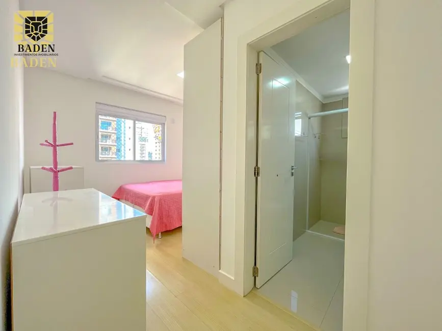 Foto 4 de Apartamento com 4 quartos à venda, 146m2 em Centro, Balneario Camboriu - SC