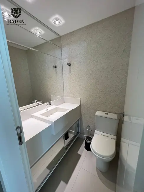 Apartamento com 4 quartos à venda, 157m2 em Centro, Balneario Camboriu - SC - imagem 5 Foto 5 de Apartamento com 4 quartos à venda, 157m2 em Centro, Balneario Camboriu - SC