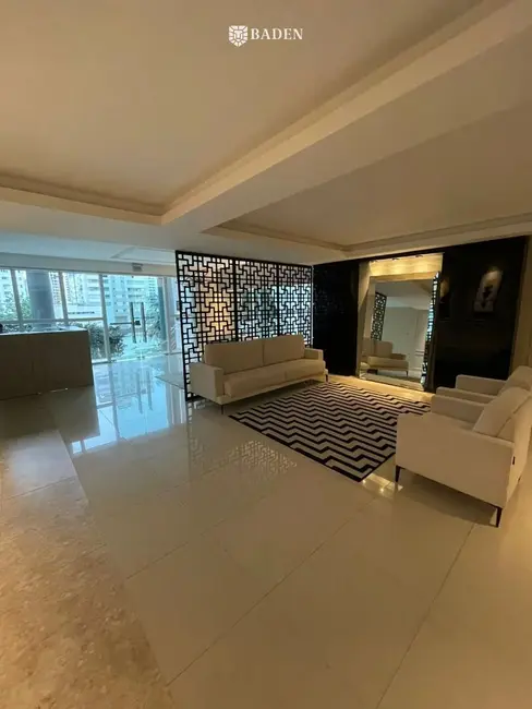 Foto 2 de Apartamento com 3 quartos à venda, 119m2 em Pioneiros, Balneario Camboriu - SC