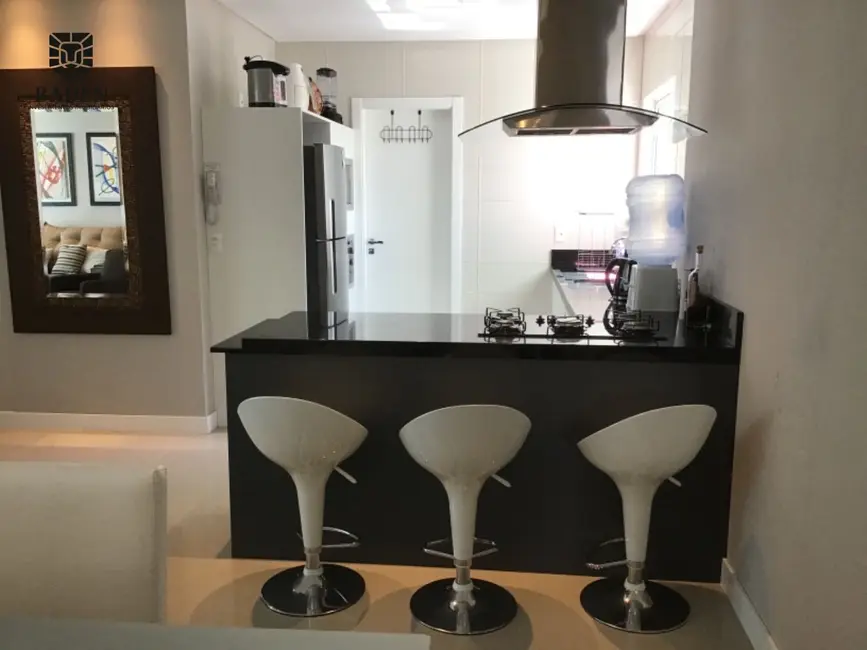 Apartamento com 4 quartos à venda, 130m2 em Pioneiros, Balneario Camboriu - SC - imagem 4 Foto 4 de Apartamento com 4 quartos à venda, 130m2 em Pioneiros, Balneario Camboriu - SC